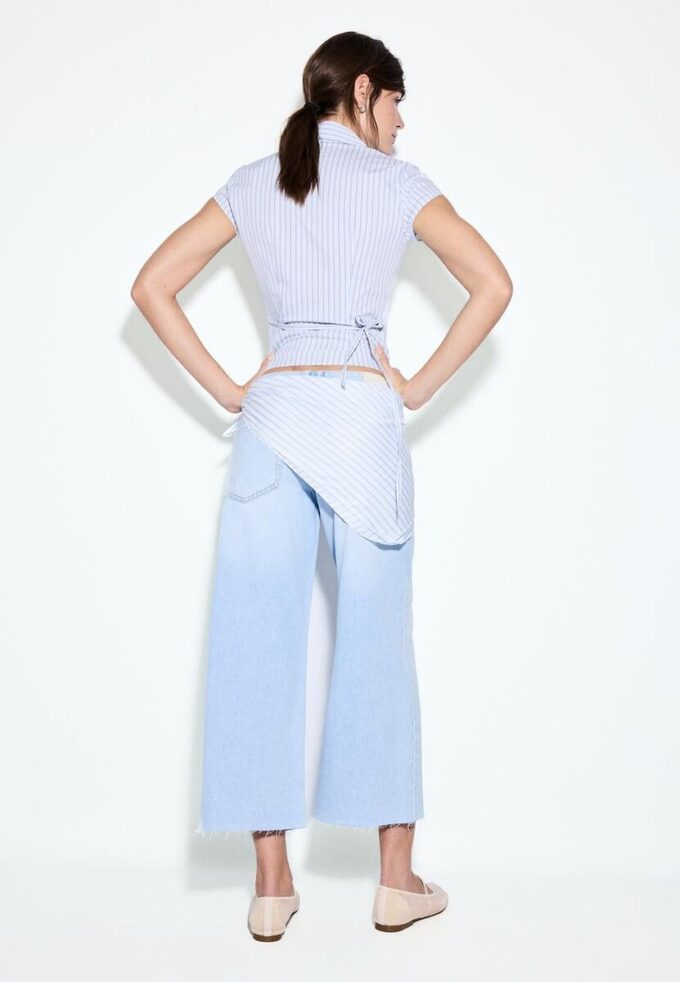 Culotte en jean avec détail foulard Culotte en jean avec détail foulard