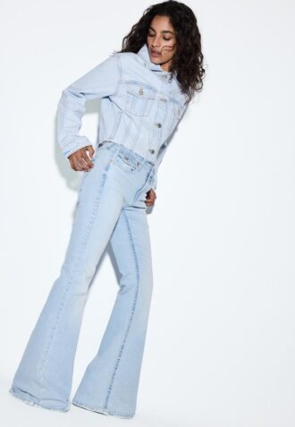 D04 Jean Flared taille basse