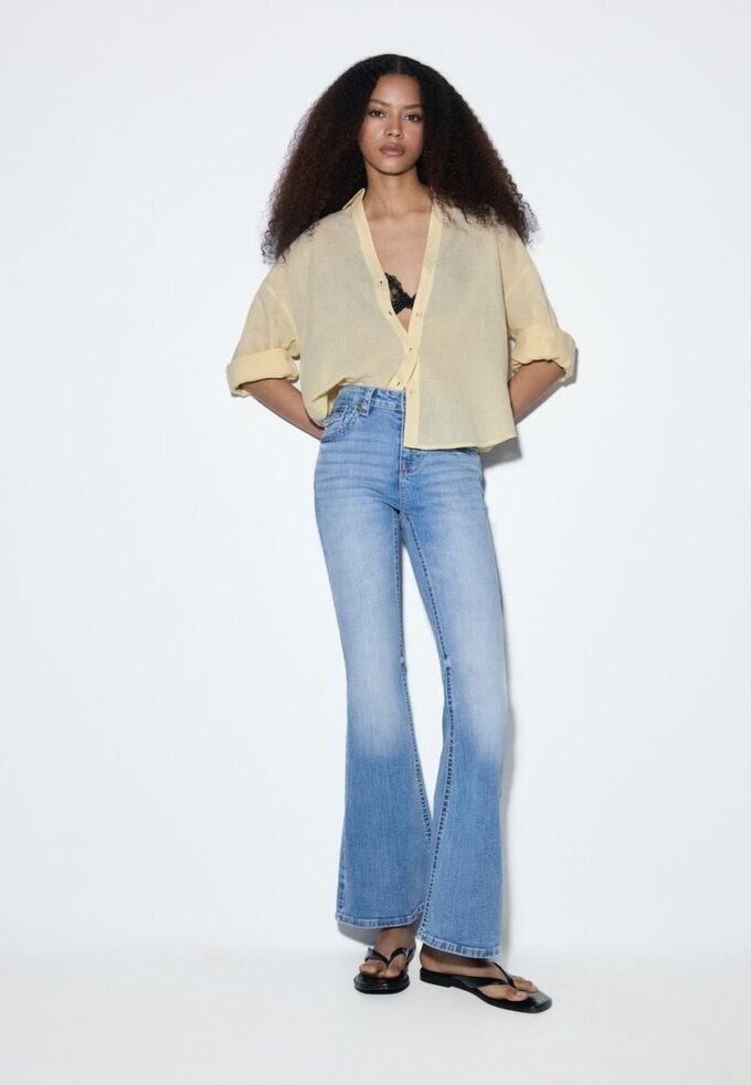 D04 Jean Flared taille basse D04 Jean Flared taille basse