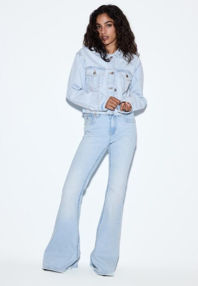 D04 Jean Flared taille basse