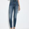 D09 Jean skinny taille très haute