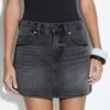 D60 Mini-jupe en denim basique D60 Mini-jupe en denim basique