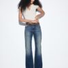 D68 Jean bootcut avec ceinture