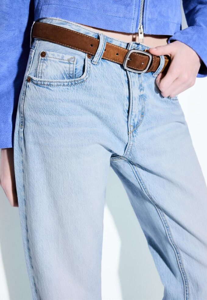D68 Jean bootcut avec ceinture D68 Jean bootcut avec ceinture