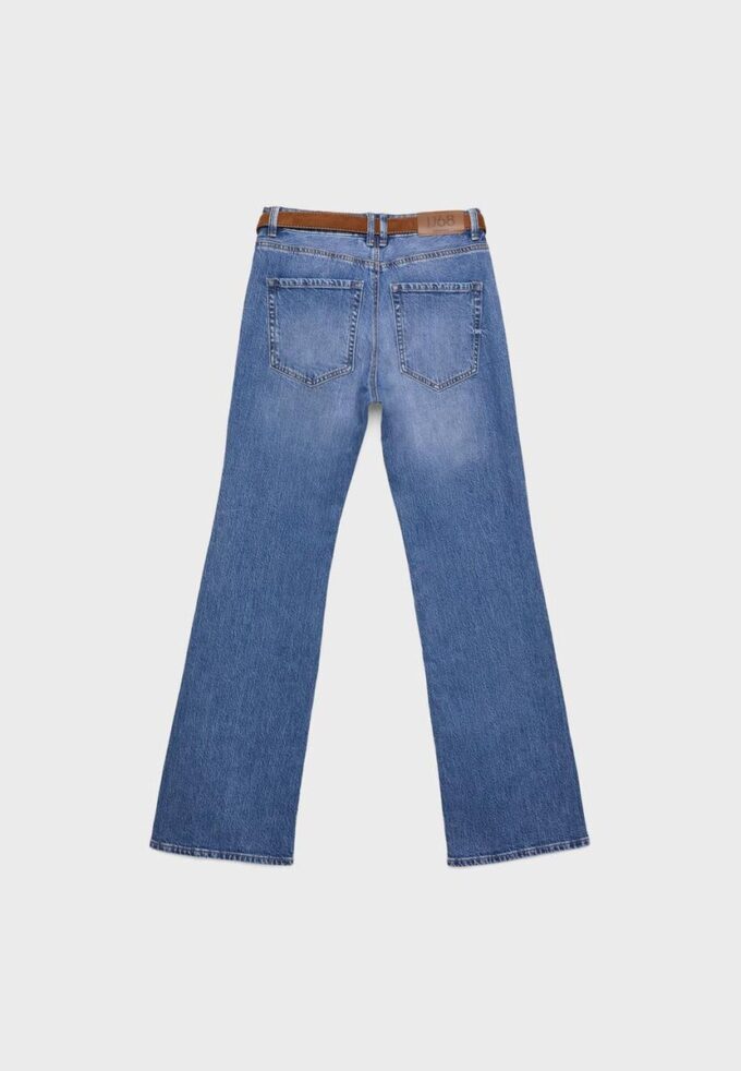 D68 Jean bootcut avec ceinture D68 Jean bootcut avec ceinture