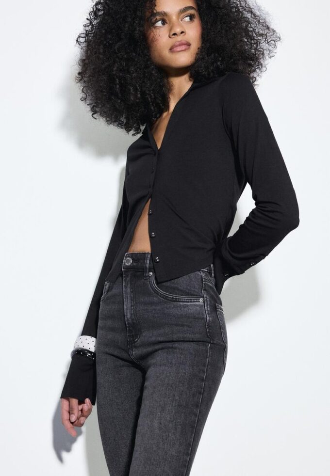 D78 Jean Flared court D78 Jean Flared court