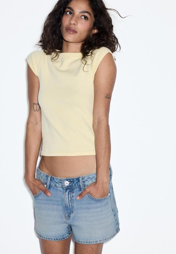 D79 Shorts de taille basse