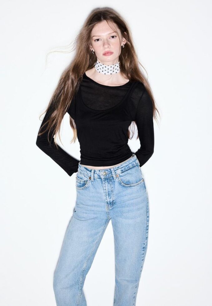 D98 Jean à coupe droite