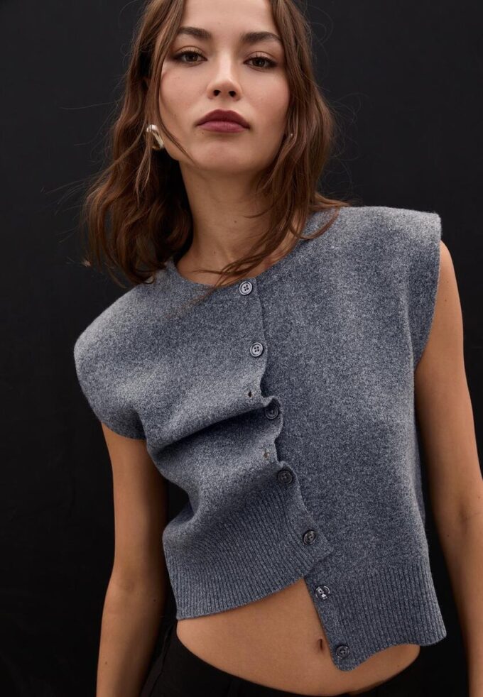 Gilet en maille à épaules rembourrées Gilet en maille à épaules rembourrées