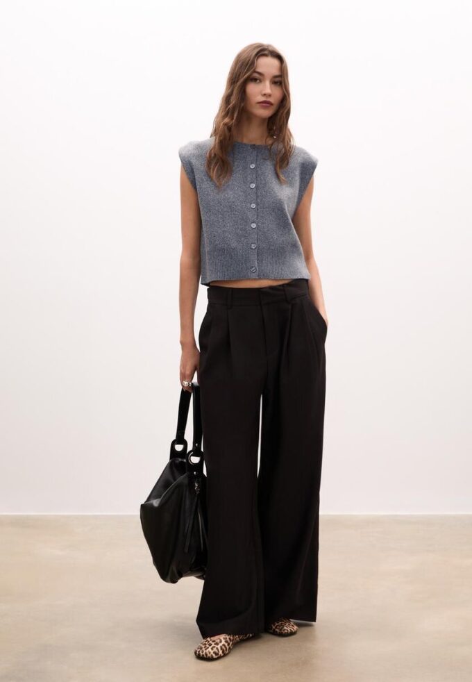 Gilet en maille à épaules rembourrées Gilet en maille à épaules rembourrées