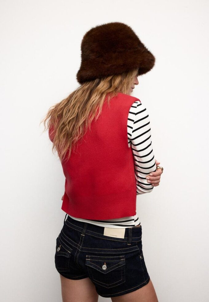 Gilet en maille à épaules rembourrées Gilet en maille à épaules rembourrées