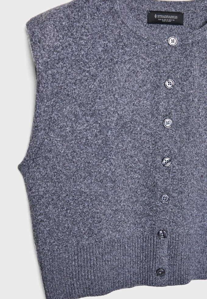 Gilet en maille à épaules rembourrées Gilet en maille à épaules rembourrées