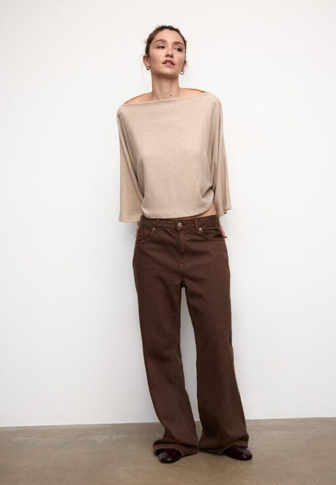 Haut cape à col bateau