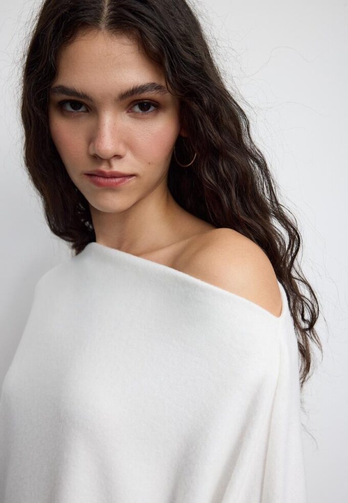 Haut cape à col bateau