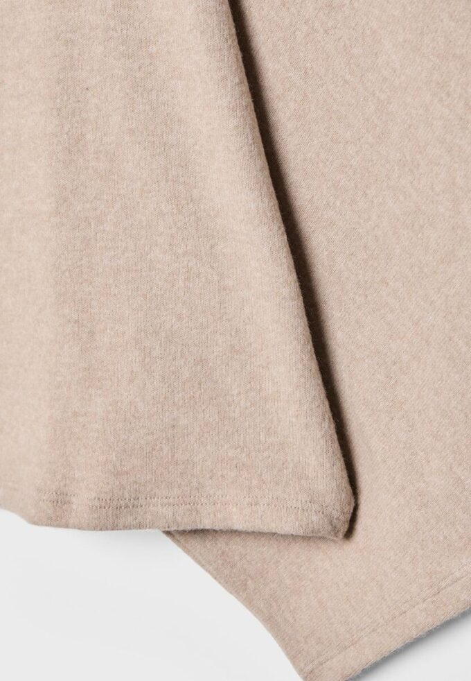 Haut cape à col bateau