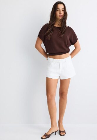 Haut à col bateau en maille rustique