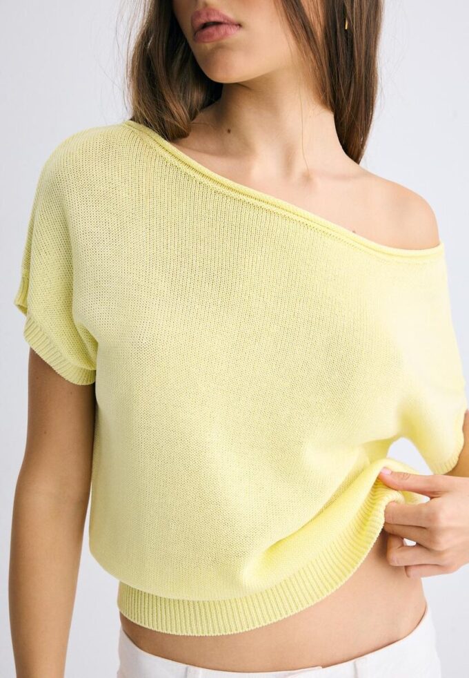 Haut à col bateau en maille rustique Haut à col bateau en maille rustique