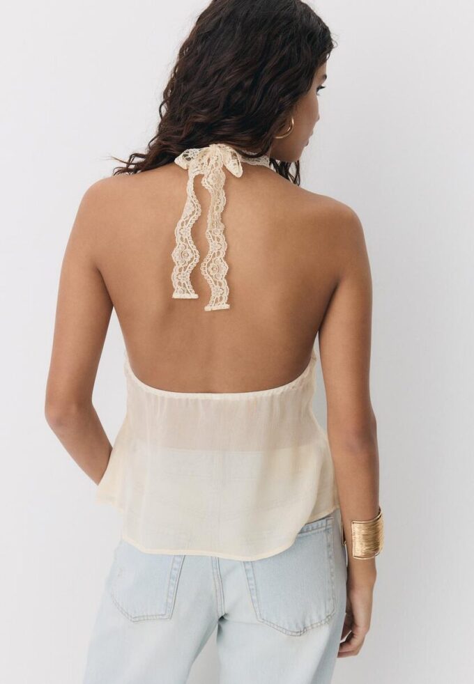 Haut dos nu avec bordure en dentelle