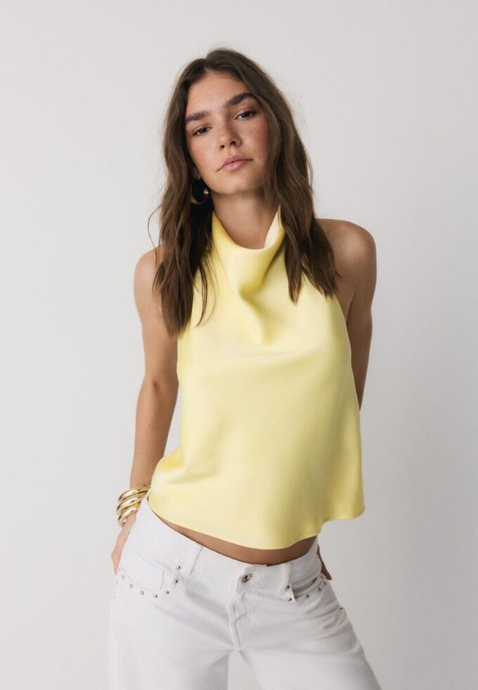 Haut dos nu effet satin