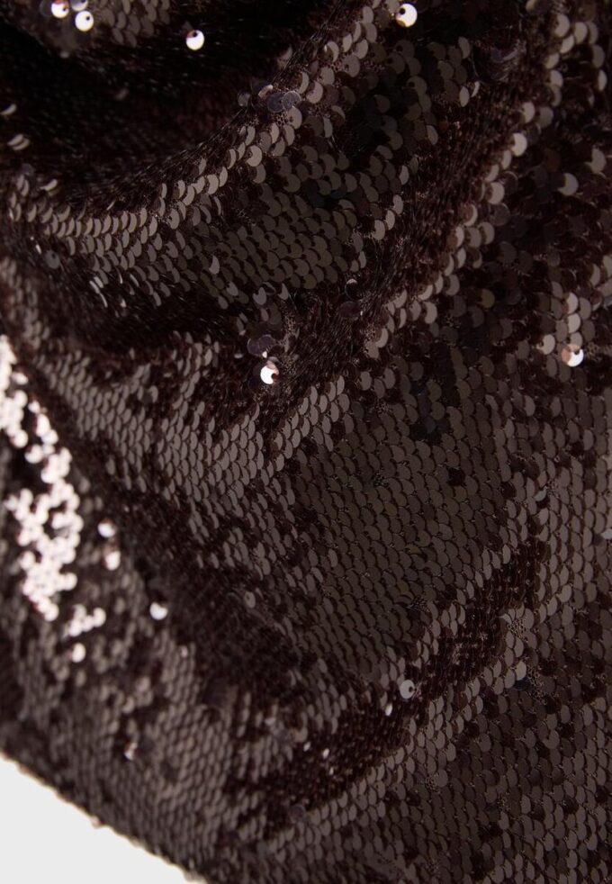 Haut dos nu à paillettes