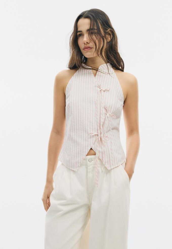 Haut dos nu style qipao à nœud semi-froissé