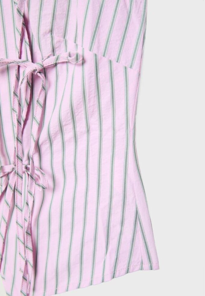 Haut dos nu style qipao à nœud semi-froissé