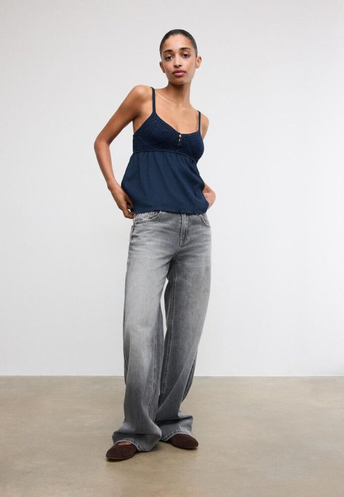 Haut en crochet à volants