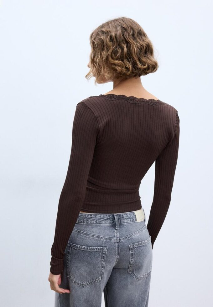 Haut en dentelle Seamless