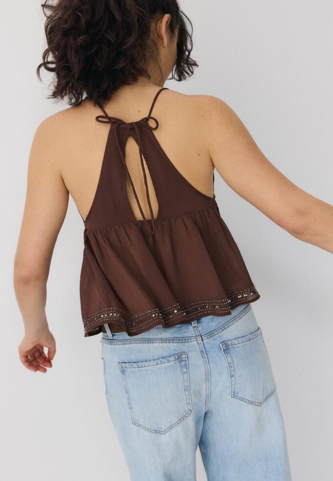 Hauts à bretelles brodés