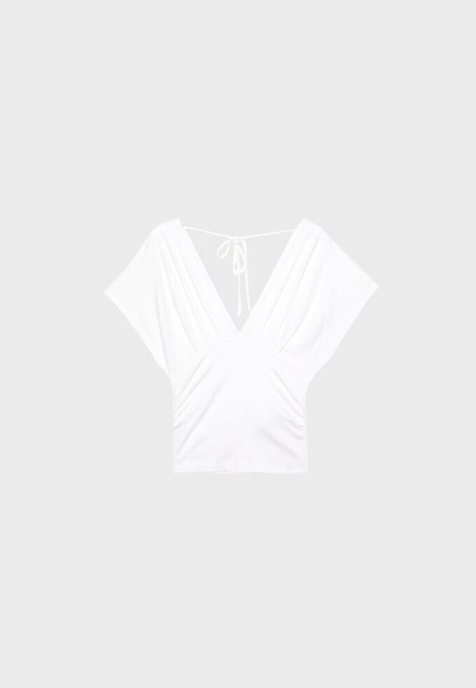 Hauts à col en V avec ceinture