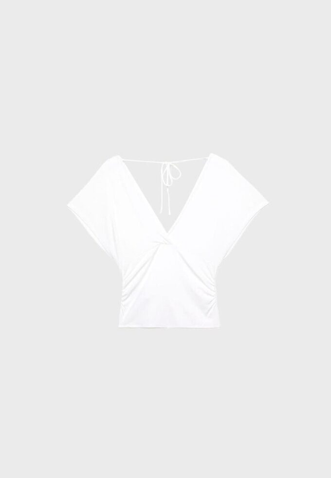 Hauts à col en V avec ceinture