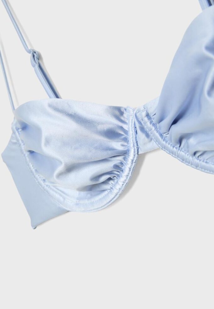 Hauts de bikini balconnet en satin Hauts de bikini balconnet en satin