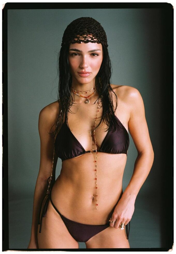 Hauts de bikini triangle en satin Hauts de bikini triangle en satin