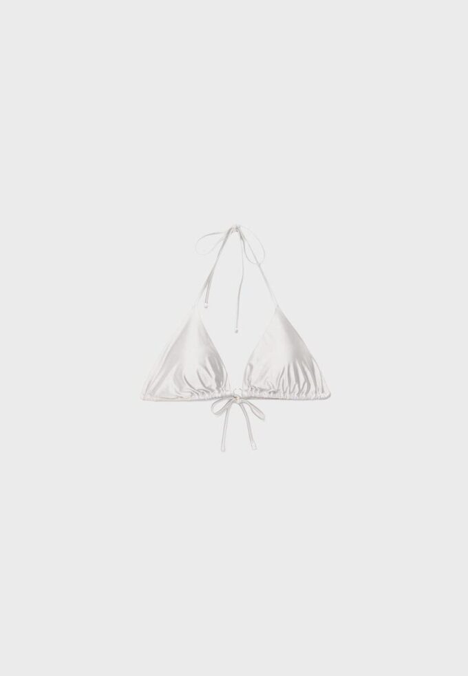 Hauts de bikini triangle en satin Hauts de bikini triangle en satin