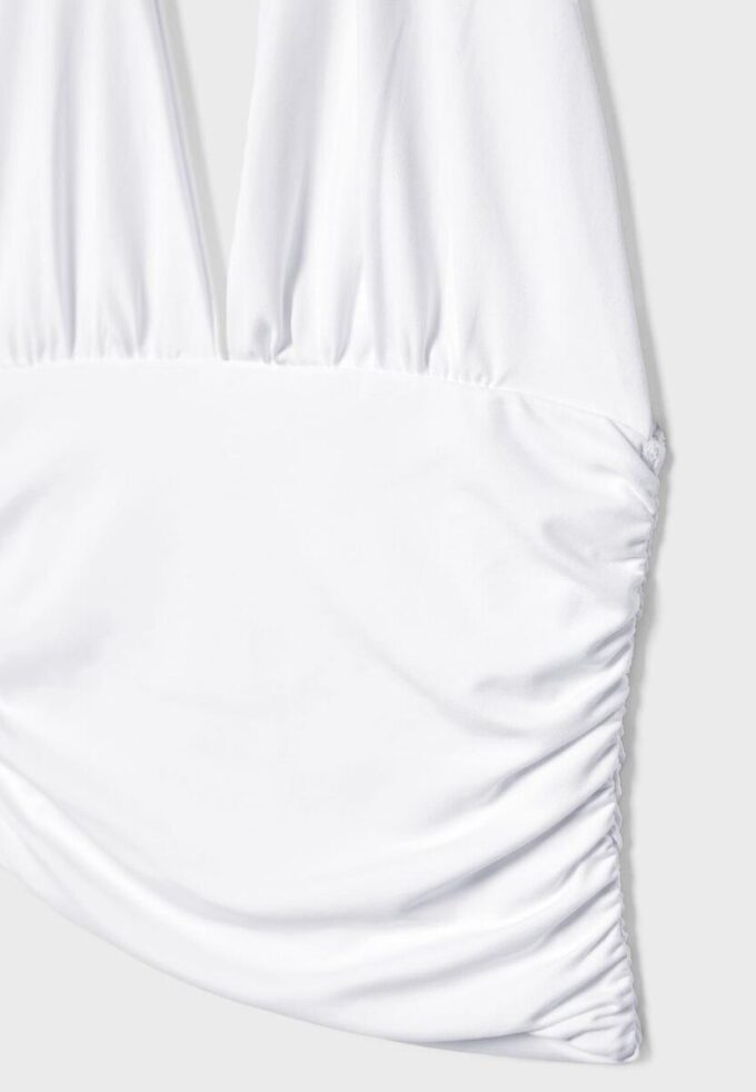 Hauts dos nu avec nœud froncé au cou