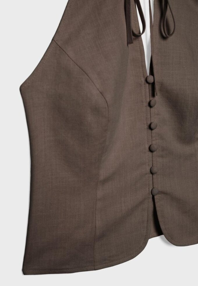 Hauts dos nu à boutons style qipao