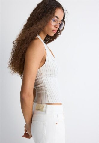 Hauts dos nu en bengaline