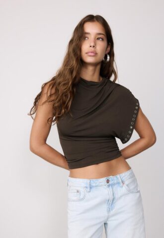 Hauts sans manches asymétriques à clous