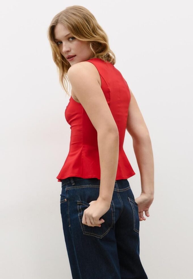 Hauts sans manches à basque Hauts sans manches à basque