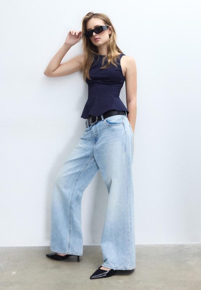 Hauts sans manches à volants rayés