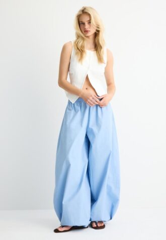 Hauts texturés à boutons Hauts texturés à boutons