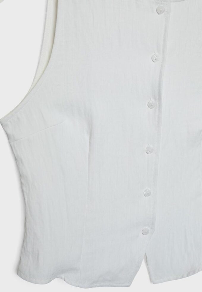 Hauts texturés à boutons