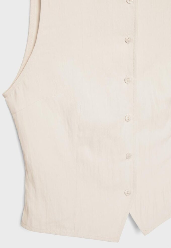 Hauts texturés à boutons