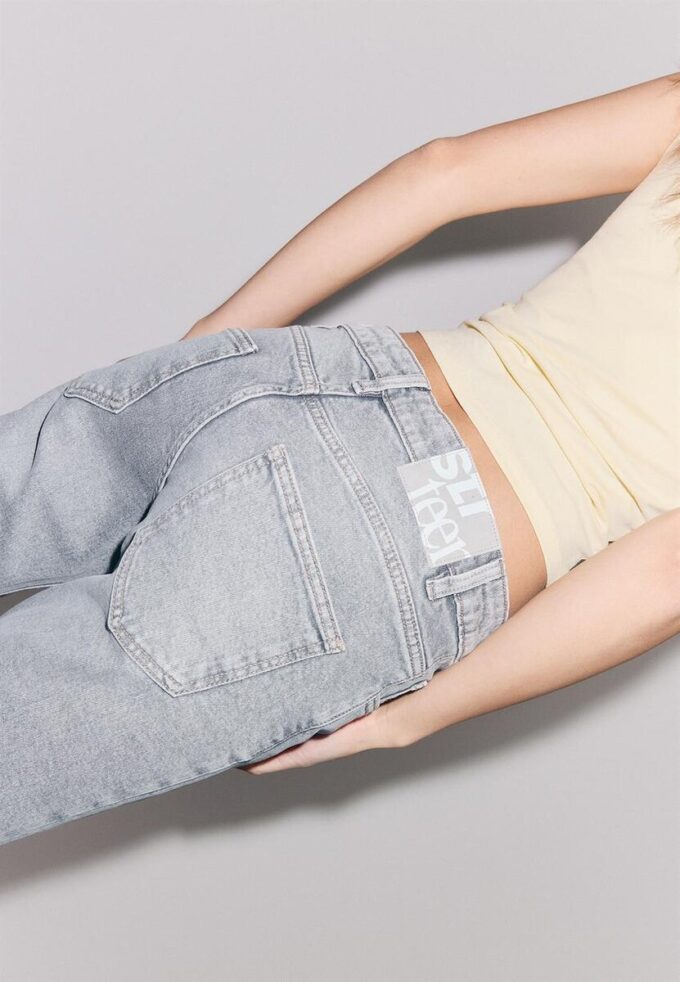 Jean bootcut taille basse Jean bootcut taille basse