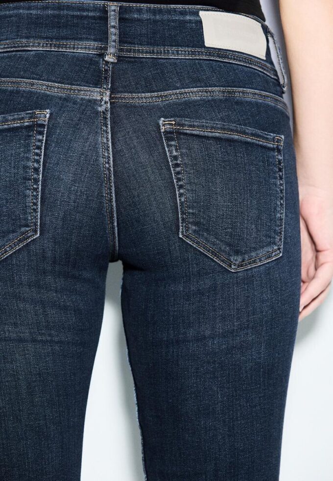 Jean slim taille basse