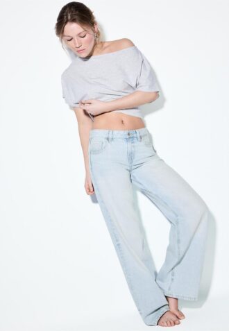 Jean taille basse à jambes Wide Leg avec détail étoile