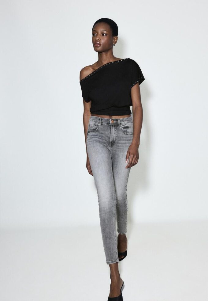 Jeans skinny taille normale D07