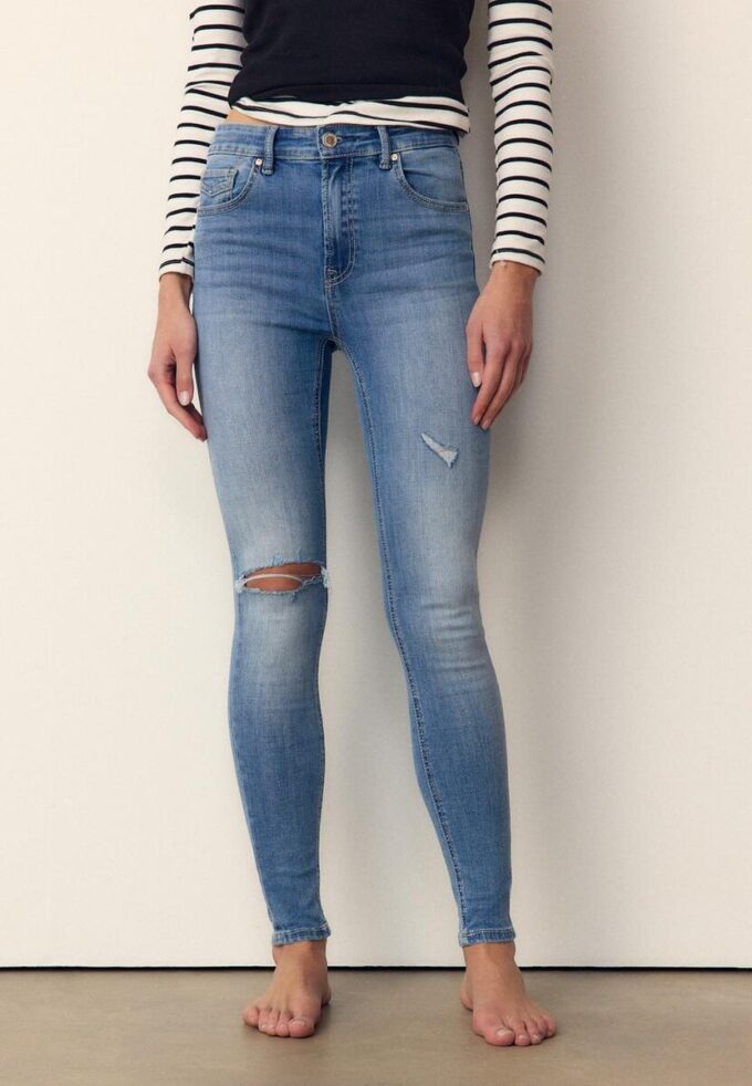 Jeans skinny taille normale D07