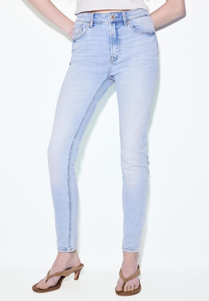 Jeans skinny taille normale D07