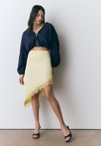 Jupe asymétrique en satin